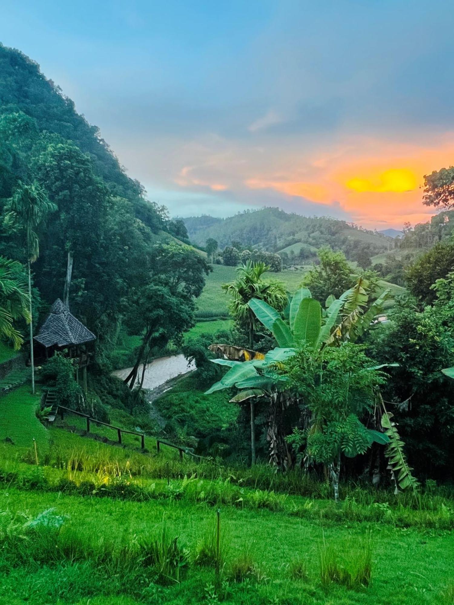 Kanlaya'S Eyrie, Luxury Homestay Pangmapha Kültér fotó